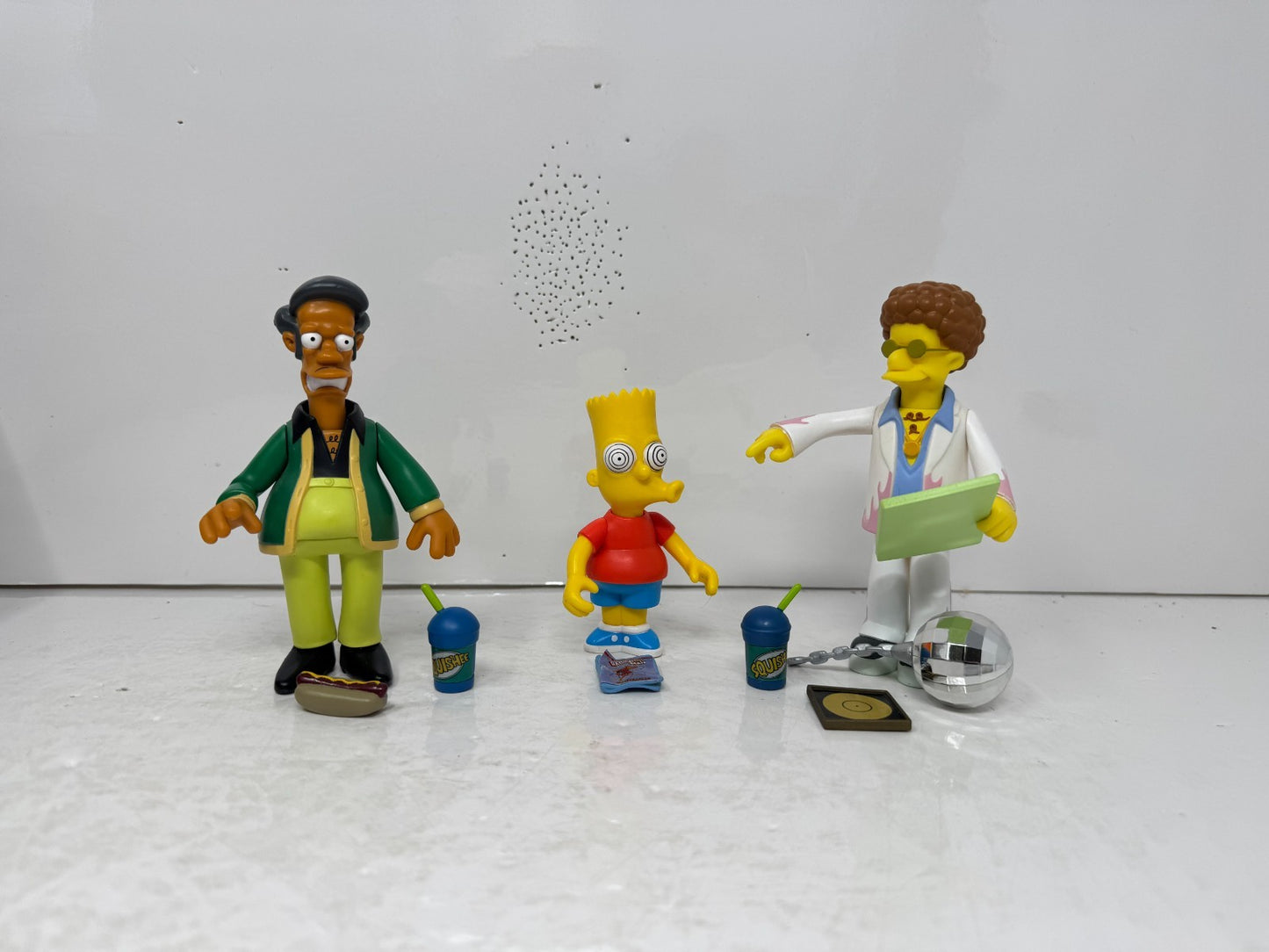 Simpsons World of Springfield Kwik E Mart Convenience Store Playmates Playset