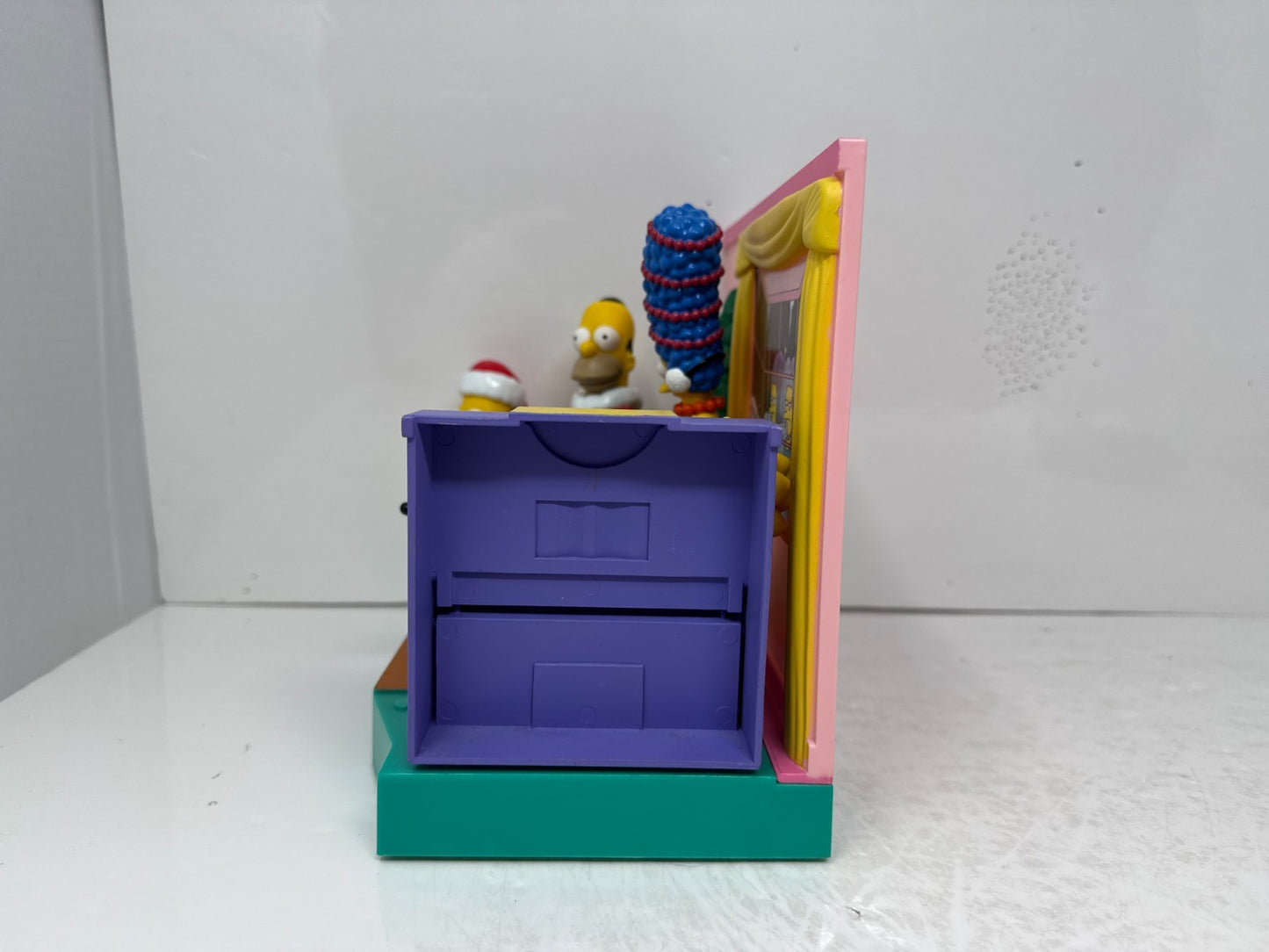 Simpsons World of Springfield Simpson's Christmas Set Playmates Diorama