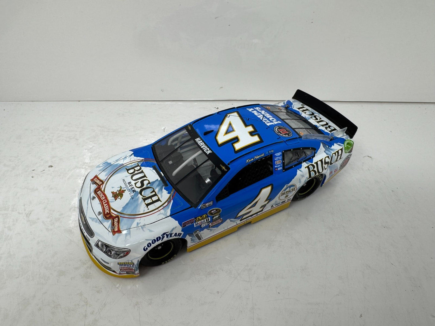 Lionel Racing Nascar #4 Kevin Harvick Busch Beer 2016 Chevy SS 1:24 Diecast