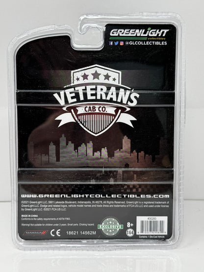 Greenlight Veterans Cab Co. 1983 Dodge Diplomat Taxi 1:64 Diecast