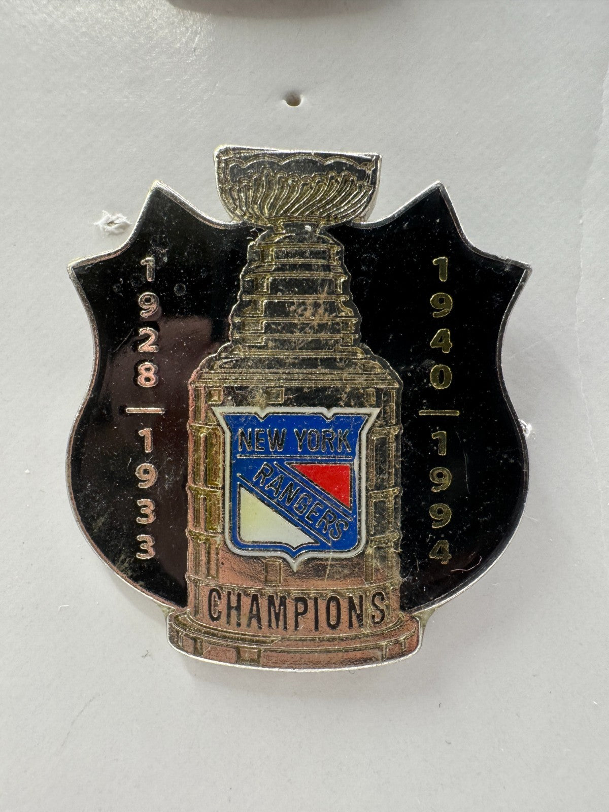 New York Rangers 1928 1933 1940 1994 Stanley Cup NHL Lapel Pin