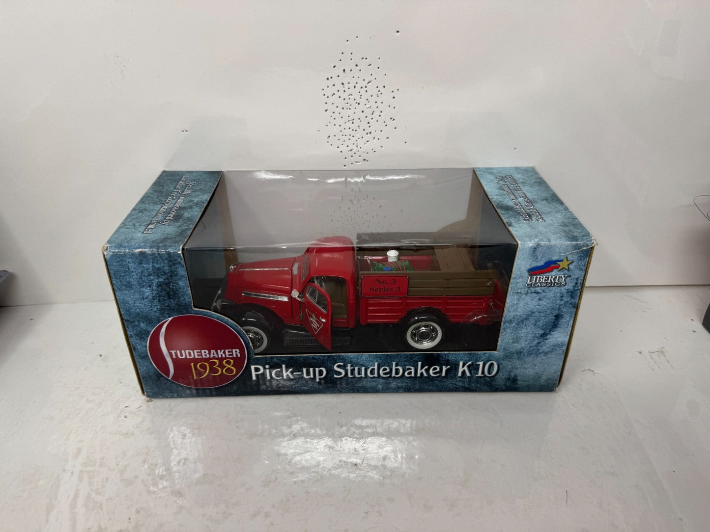 Liberty Classics Canadian Tire 1938 Studebaker K10 Pickup Truck 1:24 Diecast