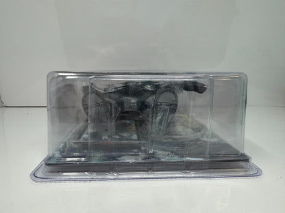 DC Direct Batman Fighting the Frozen Mr. Freeze Action Figure