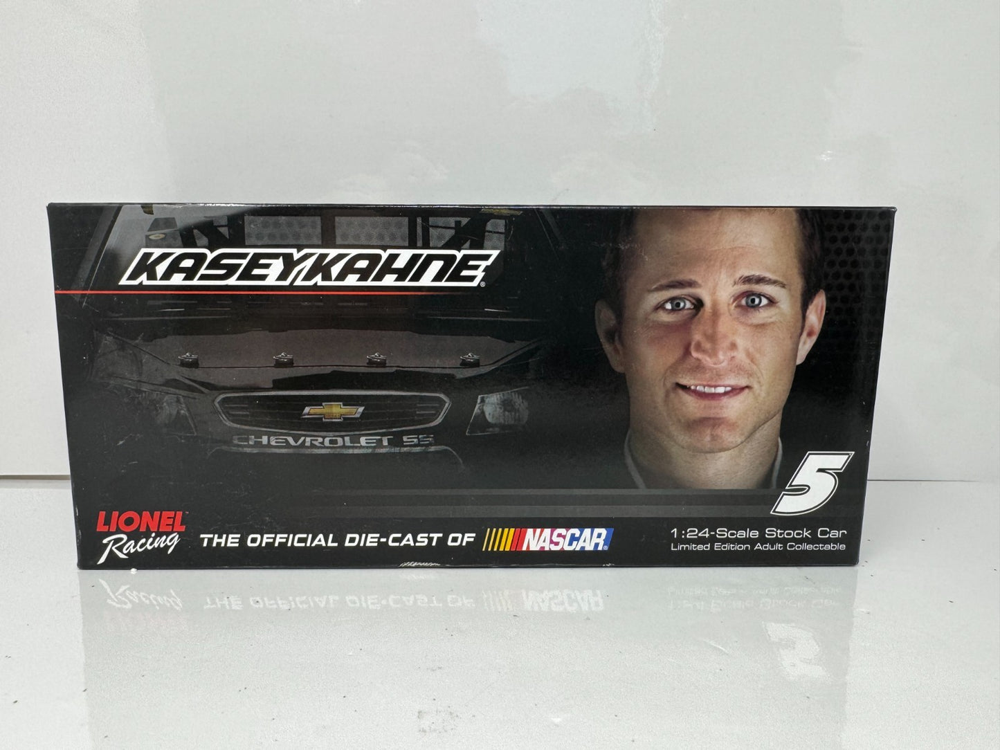 Lionel NASCAR Kasey Kahne #5 Time Warner Cable 2014 Chevrolet SS 1:24 Diecast
