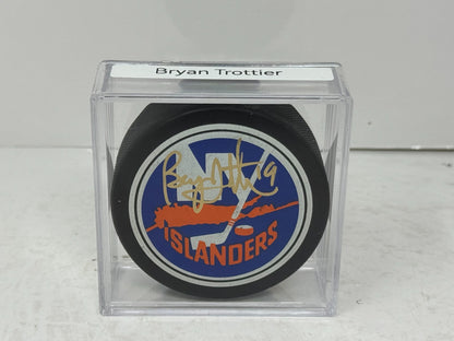 Bryan Trottier New York Islanders Signed NHL Autograph Puck Gold Auto
