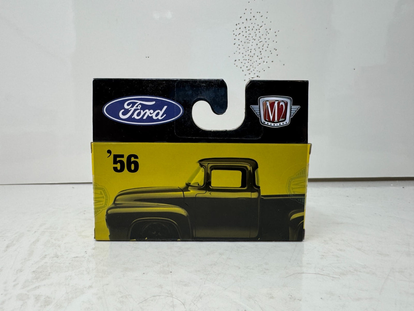M2 Machines 1956 Ford F-100 Truck Custom 1:64 Diecast