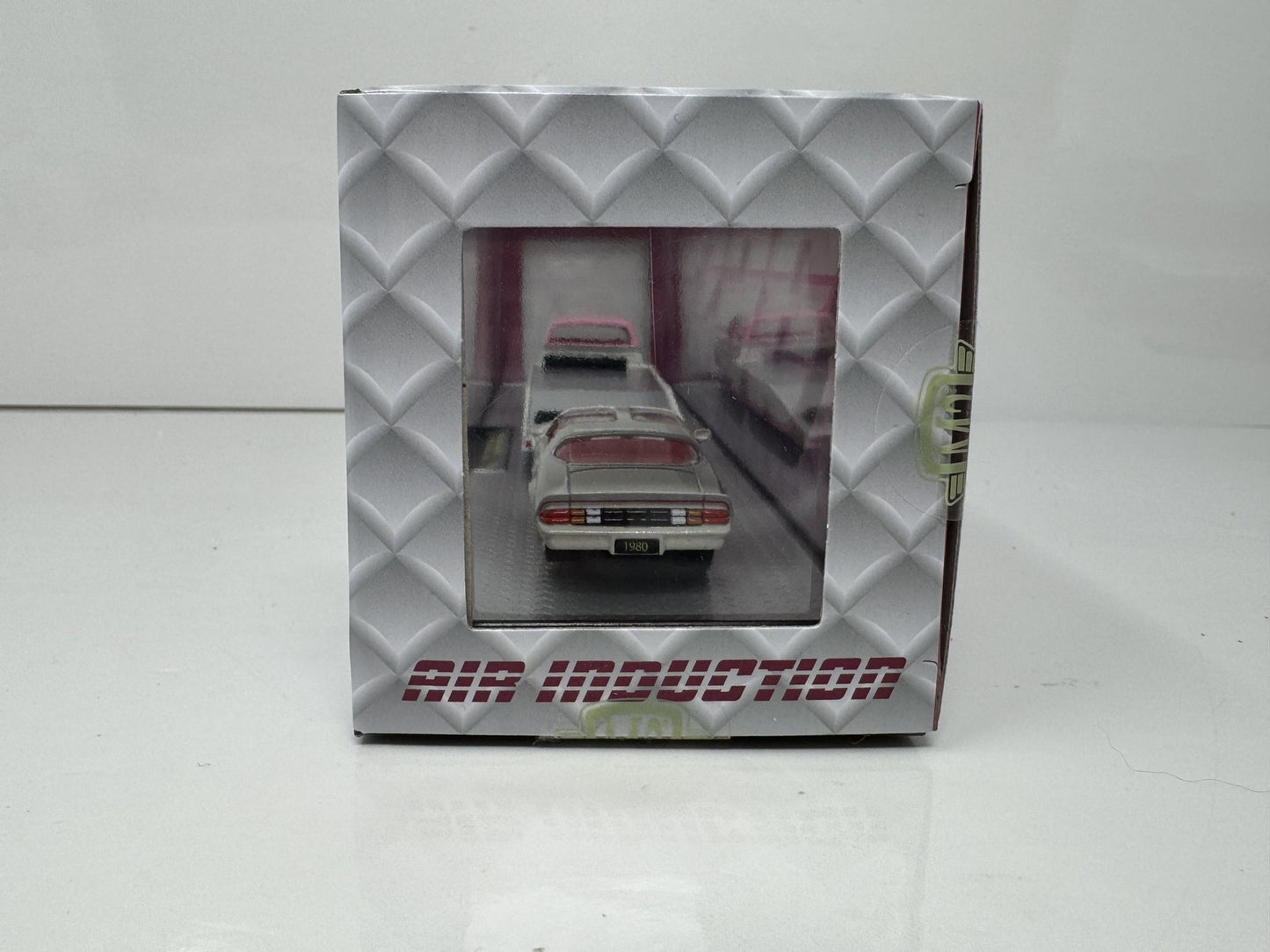M2 Machines Z28 Chevrolet Camaro Z28 & Ramp Truck 1:64 Diecast