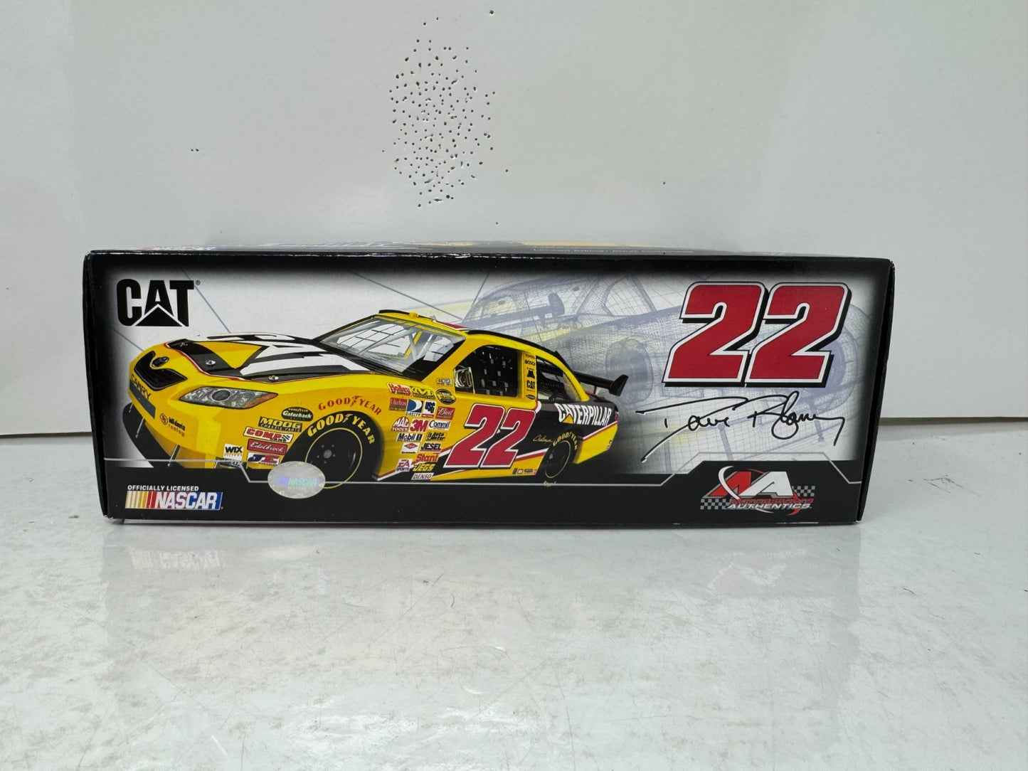 Motorsports Authentics #22 Dave Blaney Caterpillar 2007 Camry COT 1:24 Diecast
