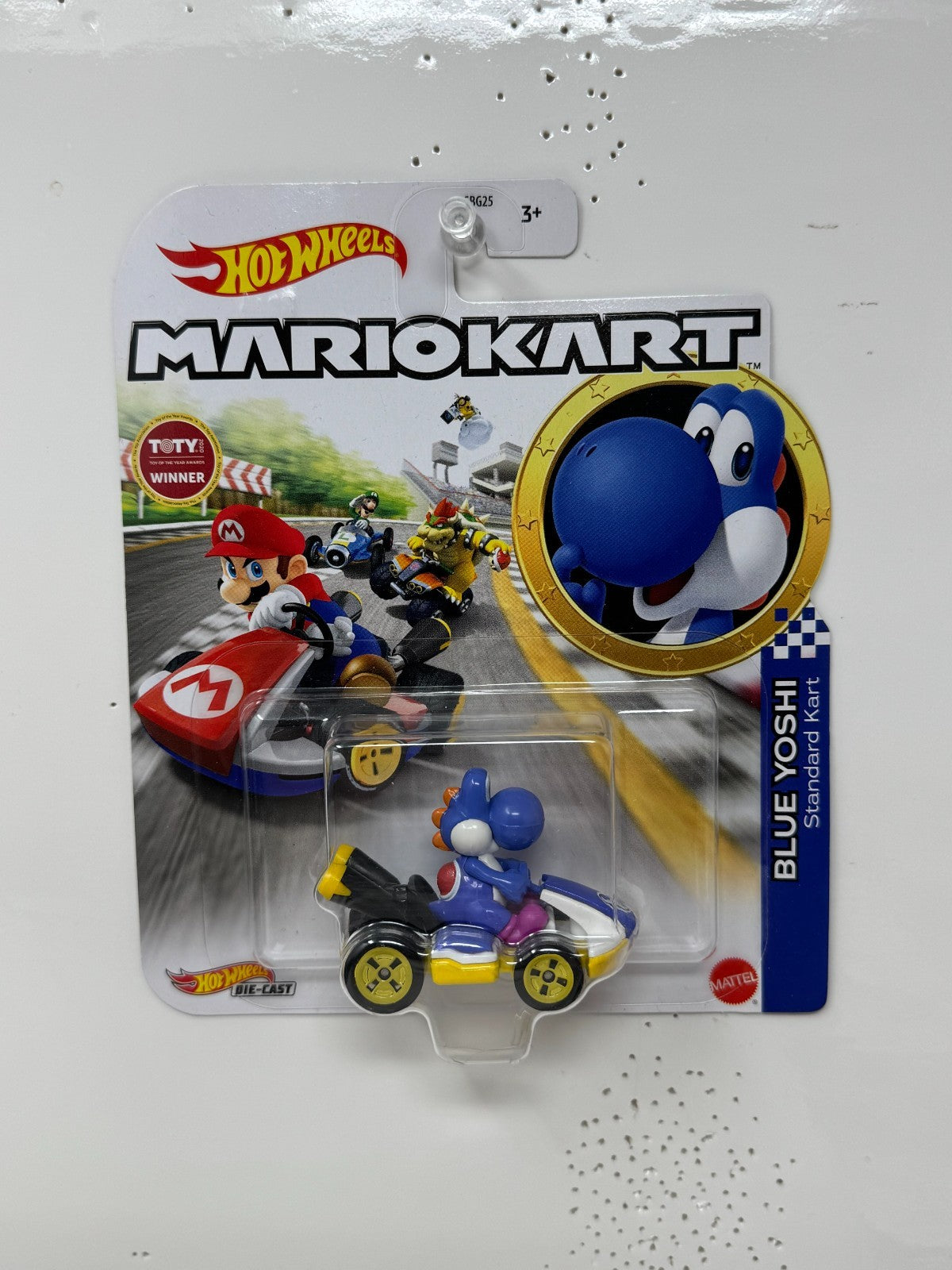 Hot Wheels Mario Kart Blue Yoshi Standard Kart 1:64 Diecast