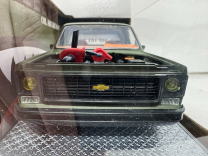 M2 Machines 1973 Chevrolet Cheyenne Super 10 Col. Square Body 1:24 Diecast