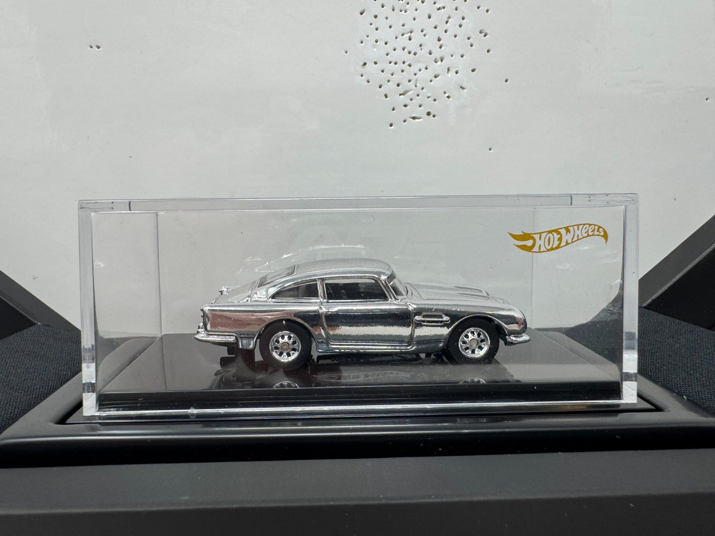 Hot Wheels SDCC San Diego Comic-Con James Bond 007 Aston Martin DB5 1:64 Diecast