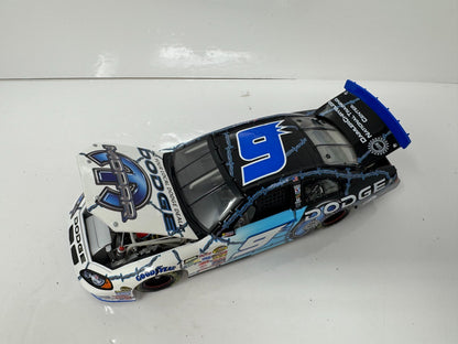 Action NASCAR Kasey Kahne #9 MOPAR 2004 Dodge Intrepid 1:24 Diecast