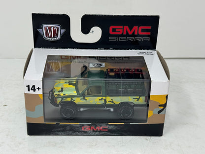 M2 Machines 1988 GMC Sierra Grande 1500 4x4 Camo Edition 1:64 Diecast