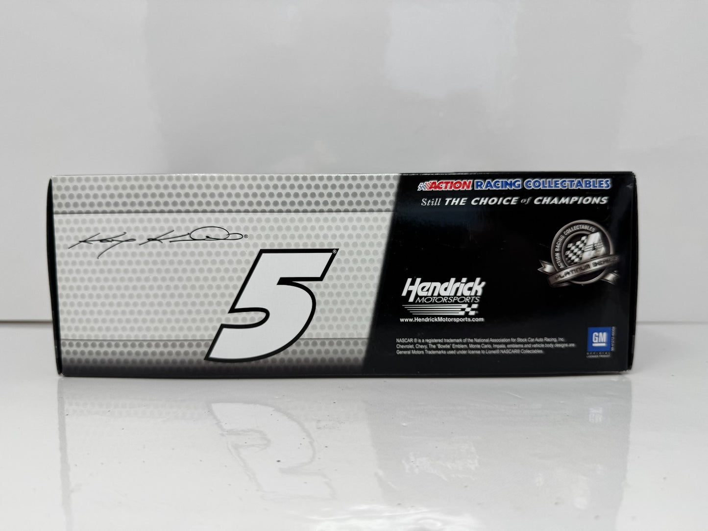 Lionel NASCAR Kasey Kahne #5 Time Warner Cable 2013 Chevrolet SS 1:24 Diecast