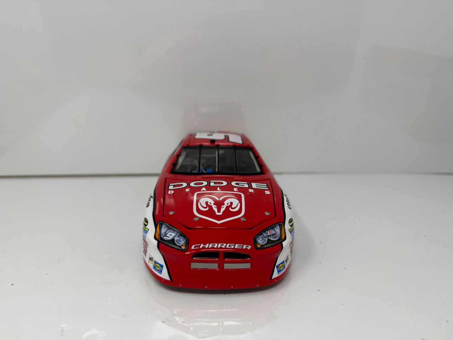 Action NASCAR Kasey Kahne #9 Dodge Dealers 2006 Dodge Charger 1:24 Diecast