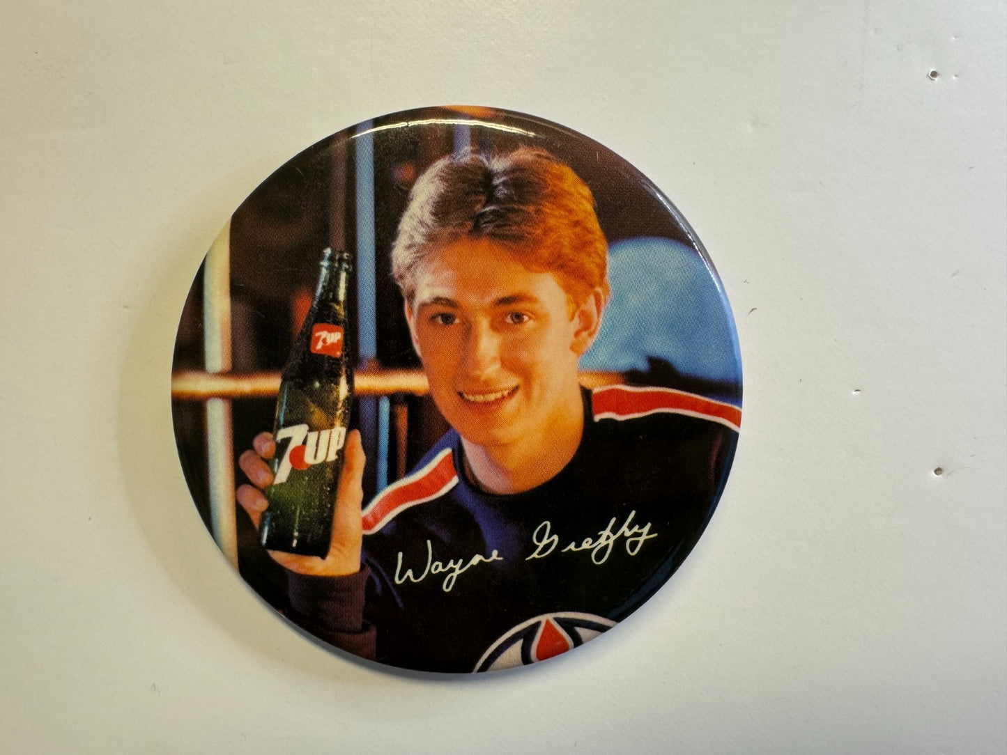 Wayne Gretzky Edmonton Oilers 7-Up NHL Hockey Button Pin