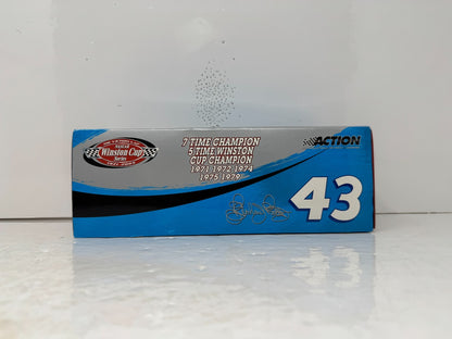 Action Nascar #43 Richard Petty Victory Lap / 7x Champion 2003 1:24 Diecast