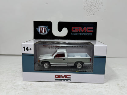 M2 Machines GMC Sierra 1988 GMC Sierra 1500 1:64 Diecast