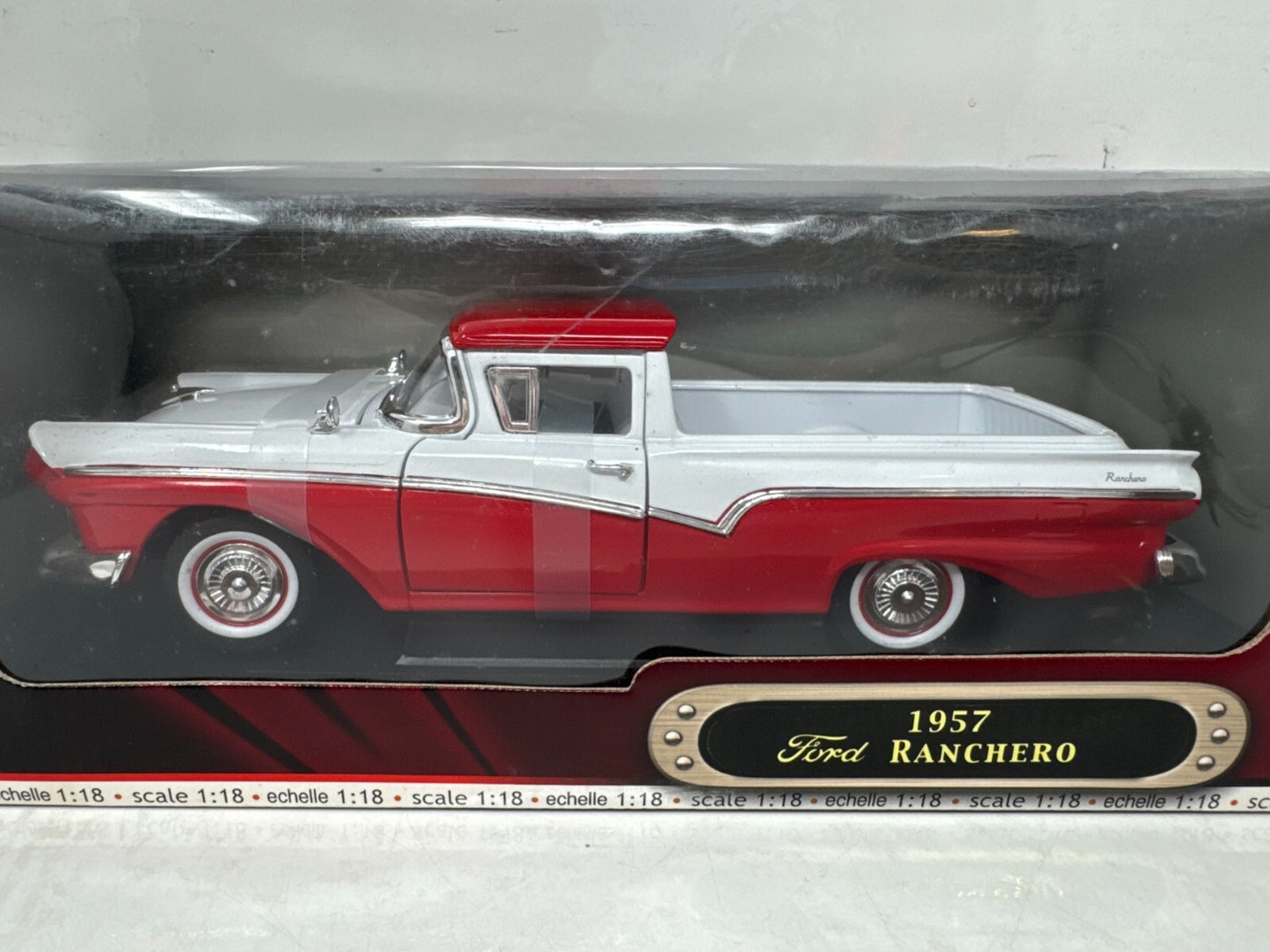 Yat Ming Road Signature 1957 Ford Ranchero 1:18 Diecast