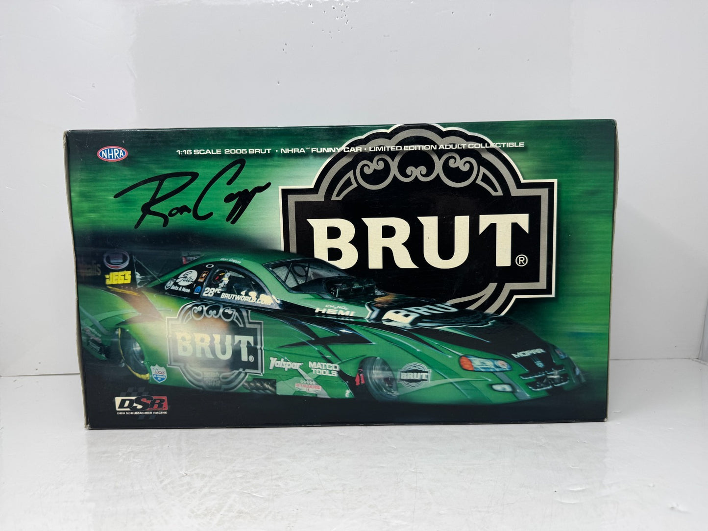 Milestone Ron Capps NHRA Brut 2005 Dodge Stratus Funny Car 1:16 Scale