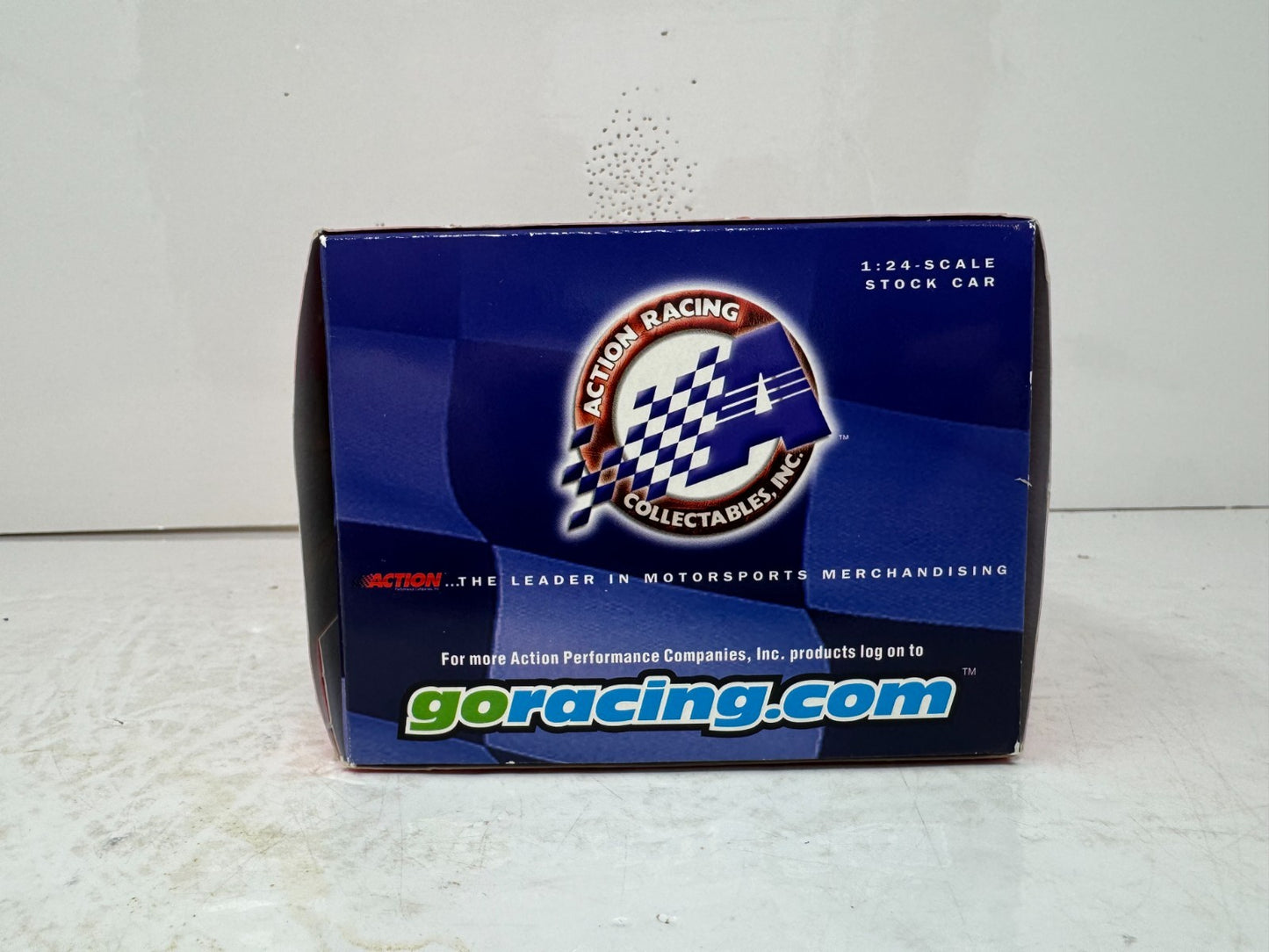 Action Nascar #3 Dale Earnhardt GM Goodwrench Taz / No Bull 2000 1:24 Diecast