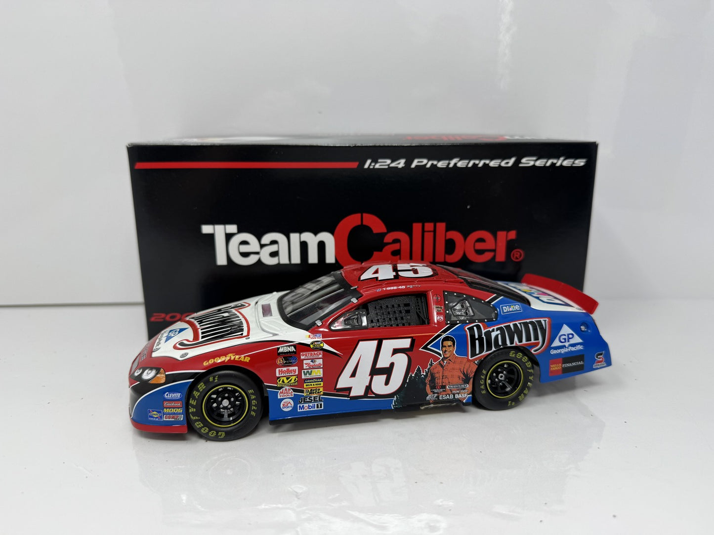 Team Caliber Nascar Kyle Petty #45 Brawny 2004 Dodge 1:24 Diecast