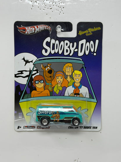 Hot Wheels Scooby-Doo Custom 1977 Dodge Van 1:64 Diecast Real Riders