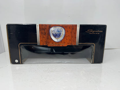 Yat Ming Road Signature 1958 Studebaker Golden Hawk 1:18 Diecast Coin Edition