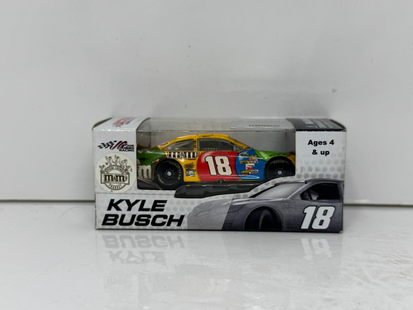 Lionel NASCAR #18 Kyle Busch M&M’s 2013 Camry 1:64 Diecast