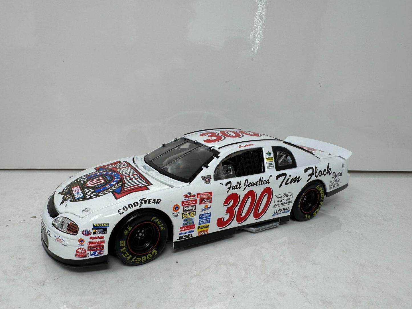 Action Nascar #300 Darrell Waltrip Tim Flock 1998 Chevy Monte Carlo 1:24 Diecast