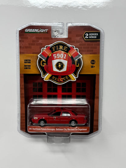 Greenlight Fire & Rescue 2001 Ford Crown Victoria Baltimore FD 1:64 Diecast