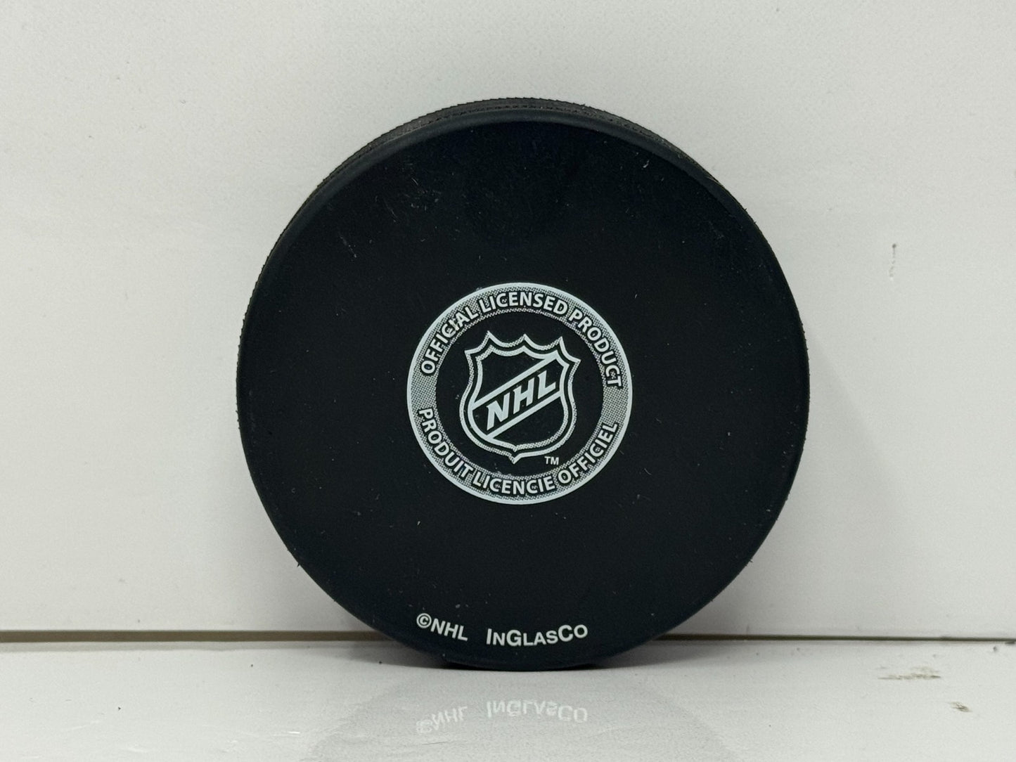 Colby Armstrong Pittsburgh Penguins Signed NHL Autograph Puck Silver Auto