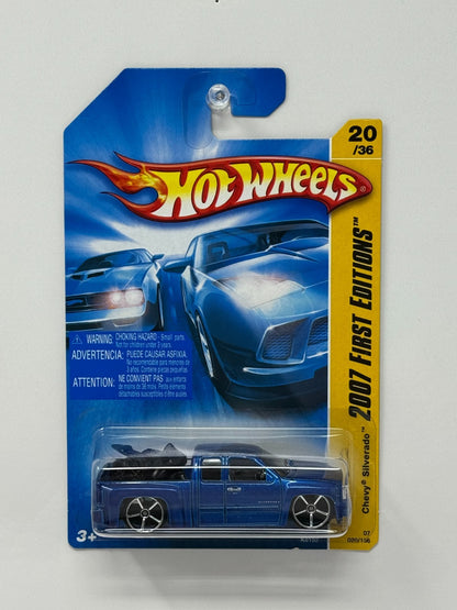 Hot Wheels 2007 First Editions Chevy Silverado 1:64 Diecast