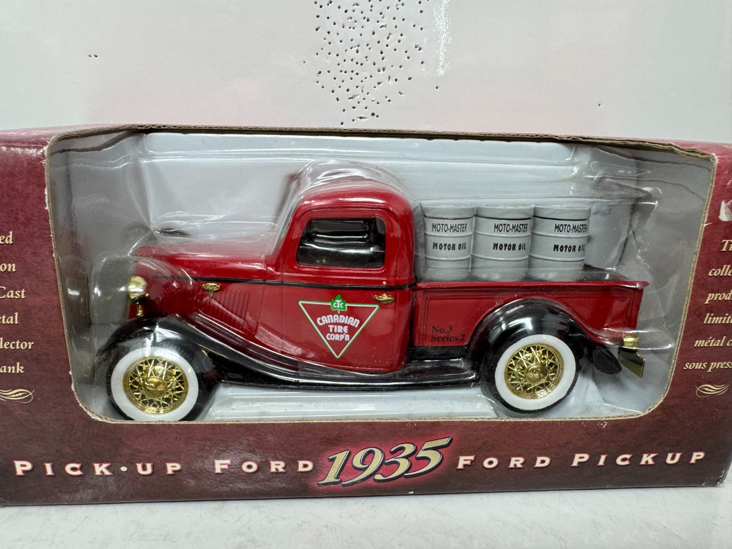 Liberty Classics Canadian Tire 1935 Ford Pickup BANK 1:24 Diecast
