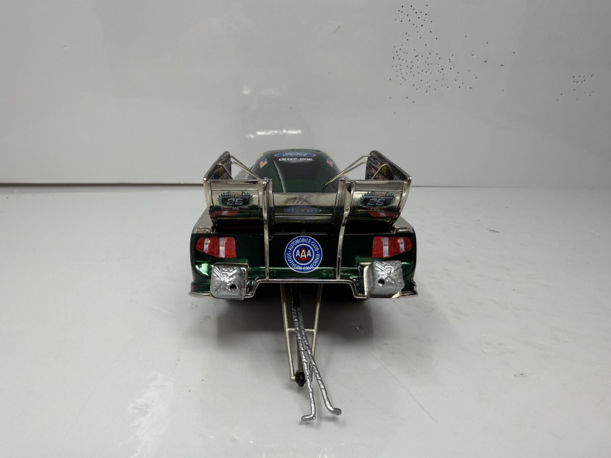 Action NHRA John Force Castrol 25th Anniversary 2010 Mustang 1:24 Diecast