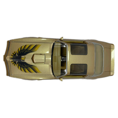 Maisto 1978 Pontiac Firebird Trans Am 1:18 Diecast Model Car Gold