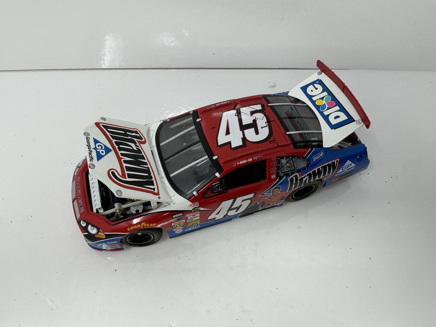 Team Caliber Nascar Kyle Petty #45 Brawny 2004 Dodge 1:24 Diecast