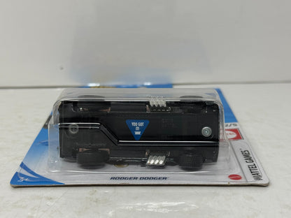 Hot Wheels Super Treasure Hunt Rodger Dodger Mattel Games 1:64 Diecast