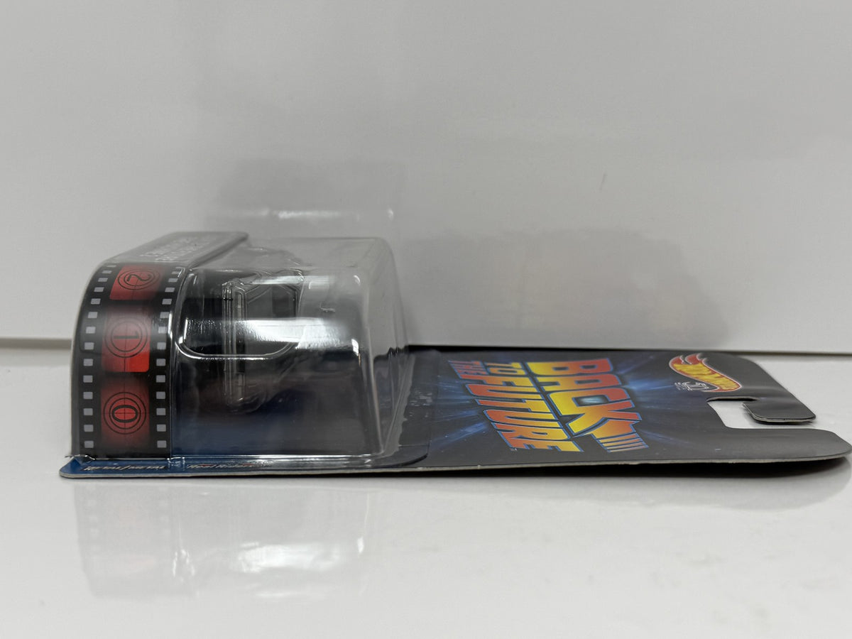Hot Wheels Retro Entertainment Back to the Future Time Machine 2 1:64 Diecast
