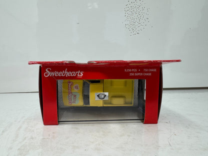 M2 Machines Sweethearts 1973 Chevrolet Cheyenne Super 10 Custom SS 1:64 Diecast
