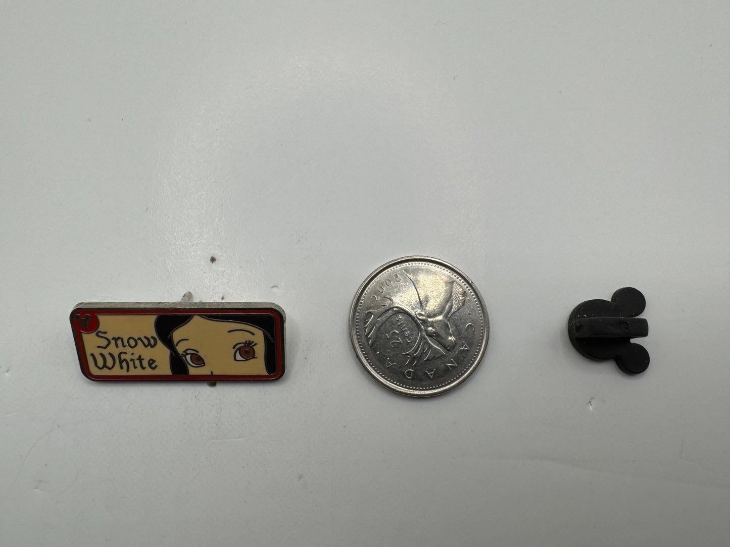 WDW Disney Snow White Rear View Mirror Hidden Mickey Trading Pin DC1S12