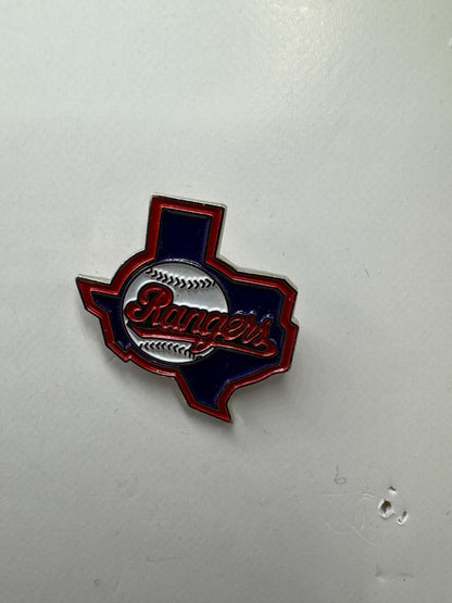 Texas Rangers Vintage MLB Team Logo Lapel Pin