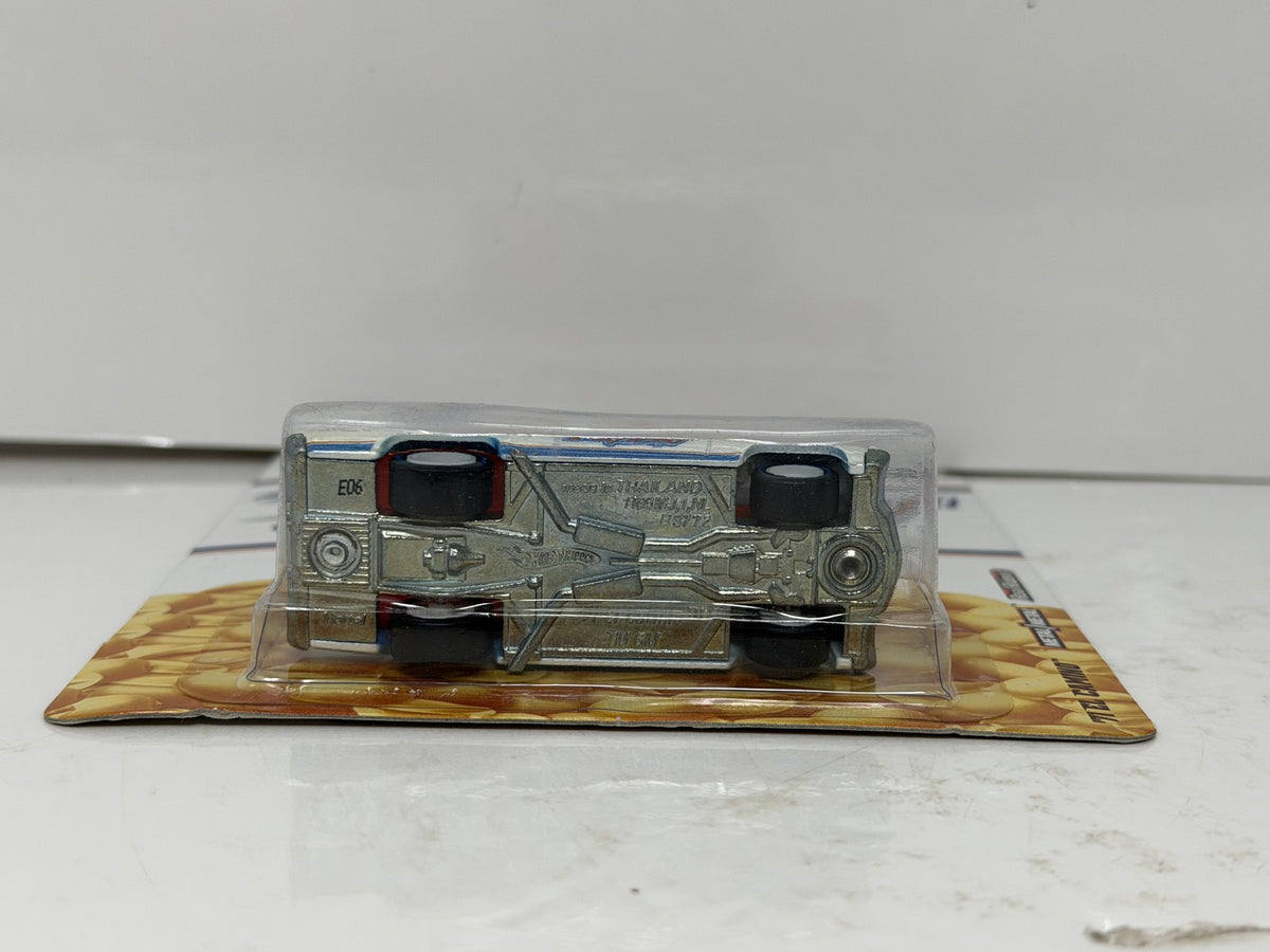 Hot Wheels Hershey's PayDay 1971 El Camino 1:64 Diecast Real Riders