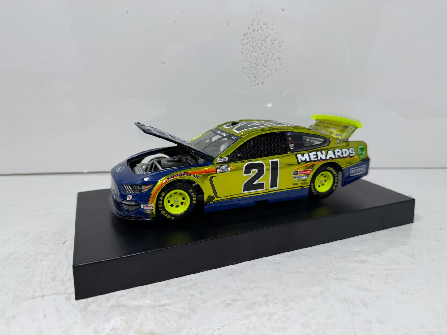 Lionel NASCAR Elite #21 Matt DiBenedetto Menards Chrome 1:24 Diecast 1 of 24