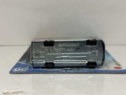 Hot Wheels Premium DC HW Tour Bus Batman 1:64 Diecast