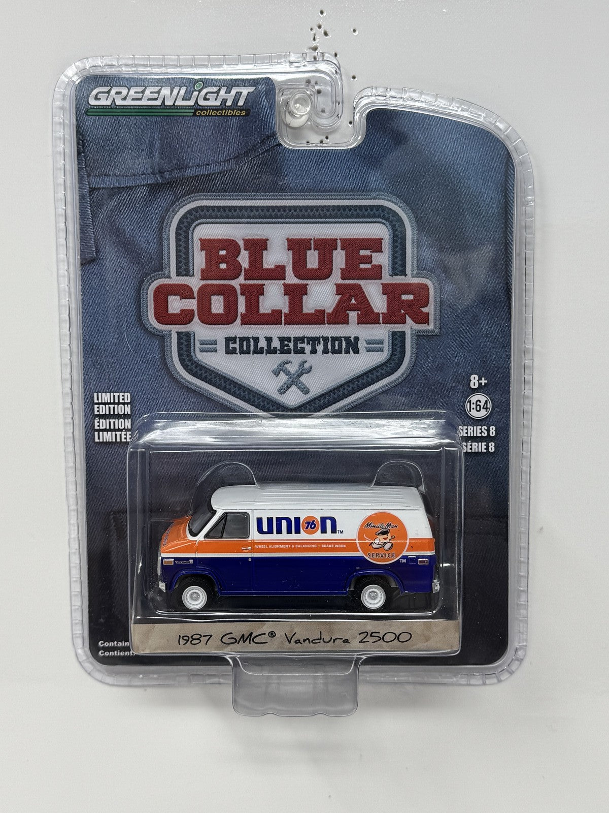 GreenLight Blue Collar Collection 1987 GMC Vandura 2500 Union 76 1:64 Diecast
