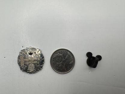 DLR Disney Rescue Squad Mater’s Junkyard Jamboree Signs Trading Pin DC1S19