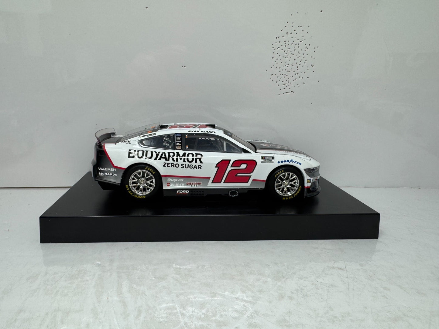Lionel Nascar #12 Ryan Blaney Body Armor Zero Sugar 2024 Mustang 1:24 Diecast