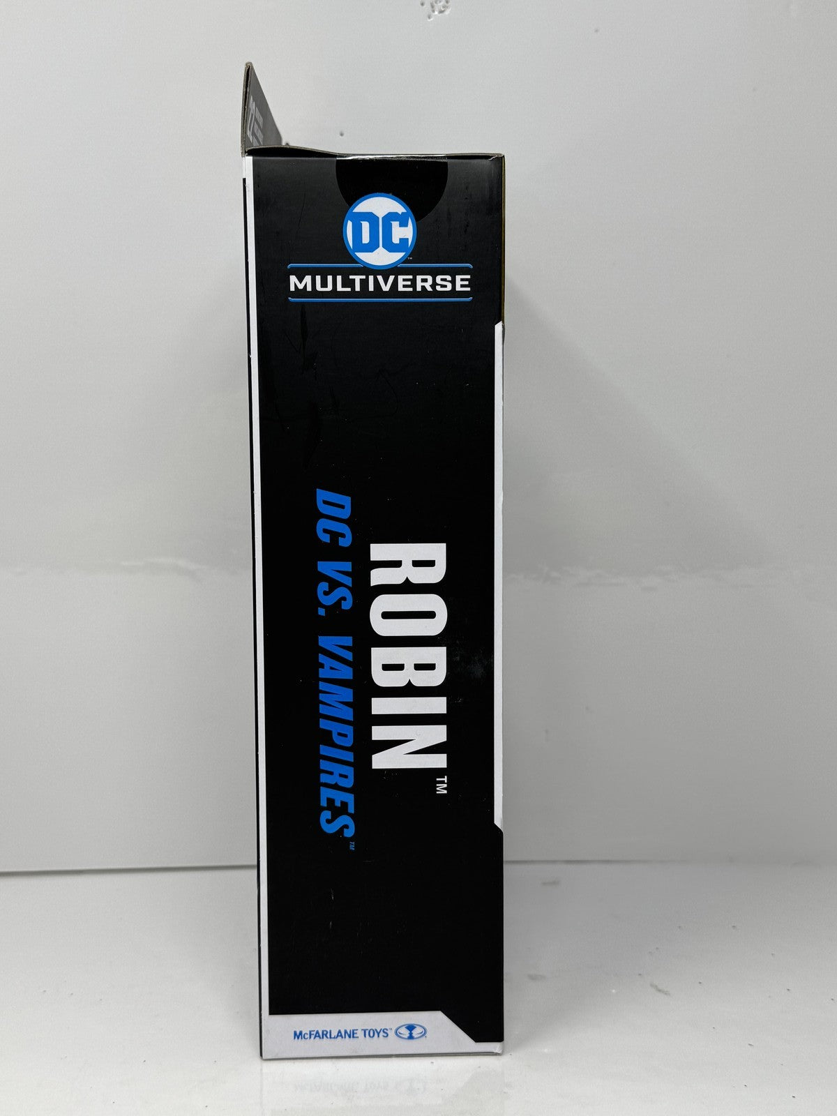 McFarlane DC Multiverse Robin DC vs Vampires Gold Label Action Figure