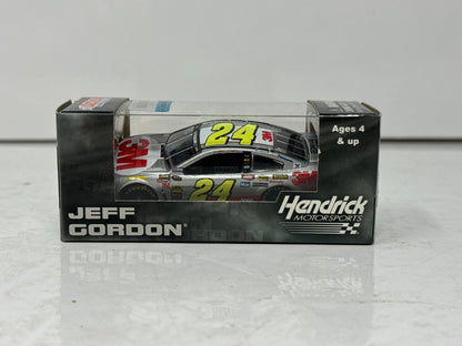 Jeff Gordon #24 3M 2015 Chevy SS 1:64 Diecast Lionel Racing NASCAR Gold Series